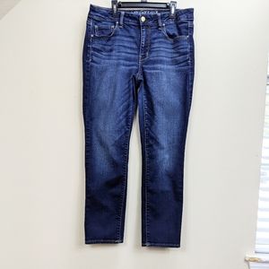 American Eagle Outfitters Jeans Size 12 Short